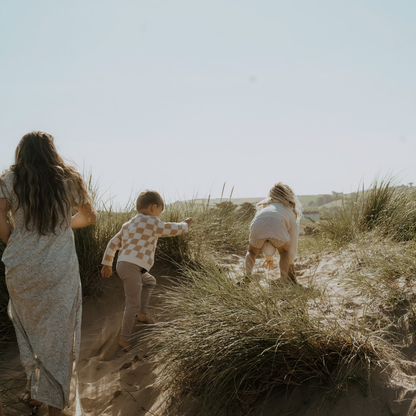 Organic Checkered Sweater - Fawn